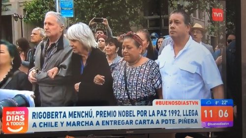 2019 resistance in Chile. Joan Jara, Rigoberta Menchú 