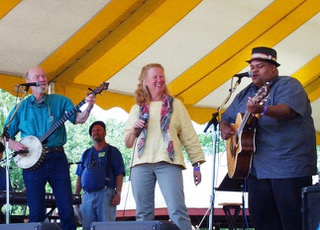 Pete Seeger, Holly, Toshi Reagon